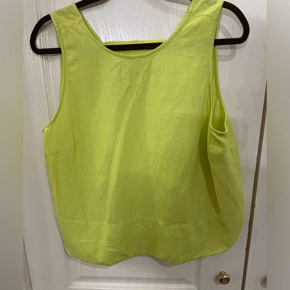 Lime green sleeveless crop, back v neck strap detail